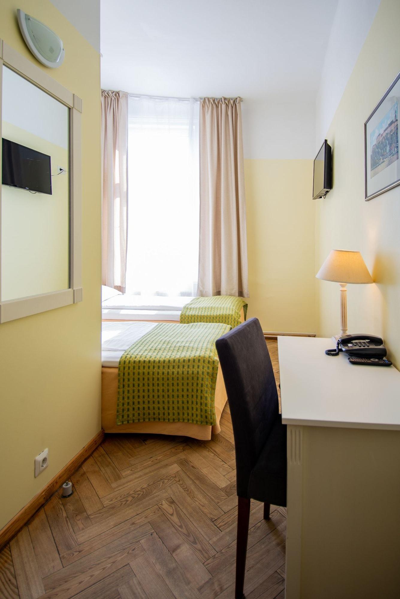 Economy Hotel Tallinn Exteriér fotografie